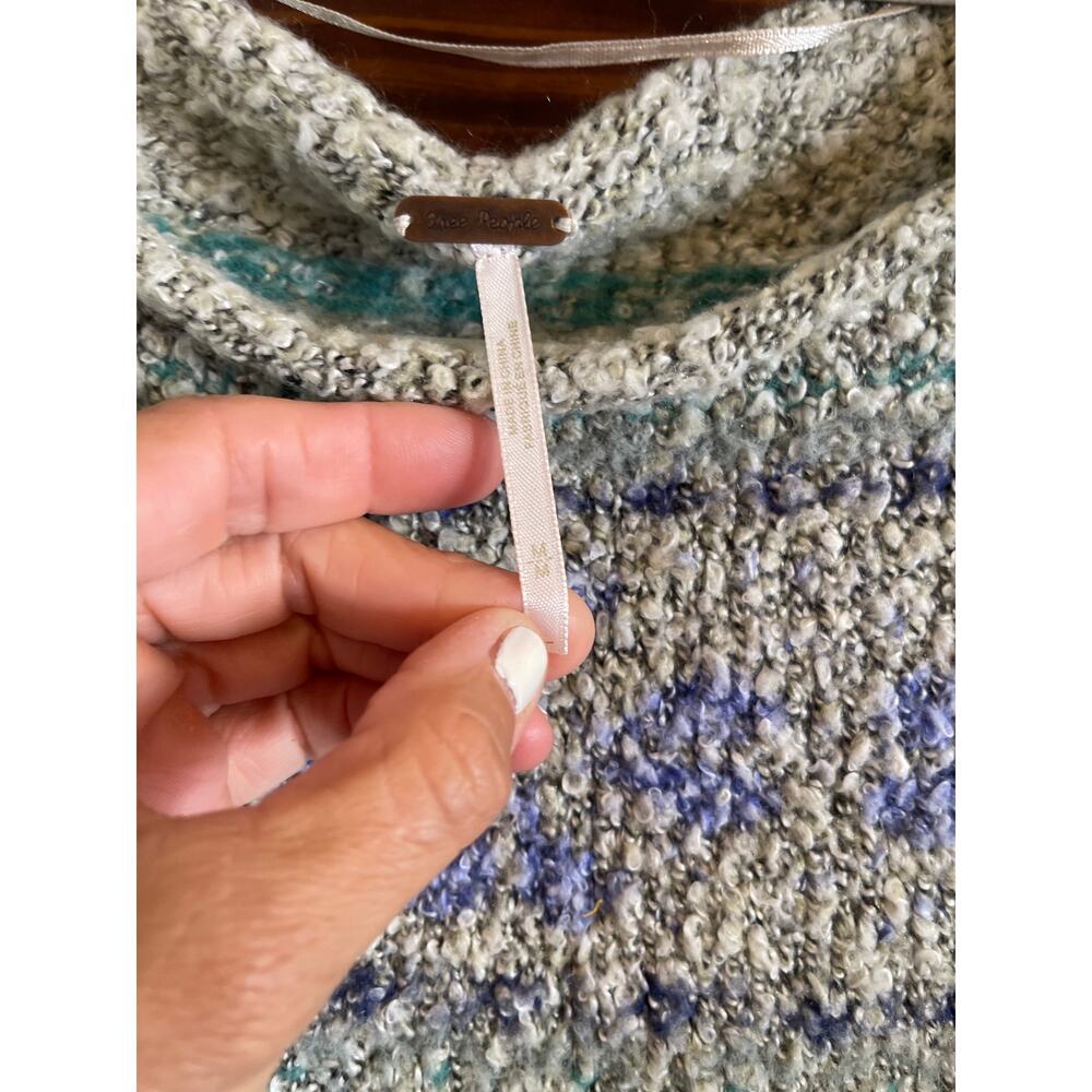 Free People Snowflake pullover medium - Picture 5 of 7